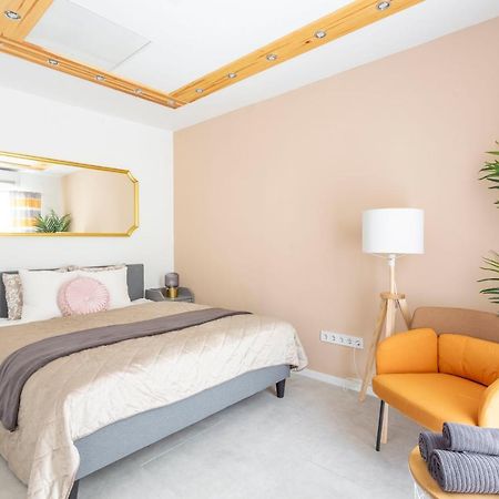 Unique Central 3 Floor Home With 4Bdrm, 3Bthrm Budapest Bagian luar foto